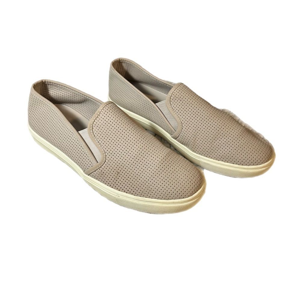 Gianni Bini Women’s 10M Tan Taupe Smoke Cloud Perforated Sneakers